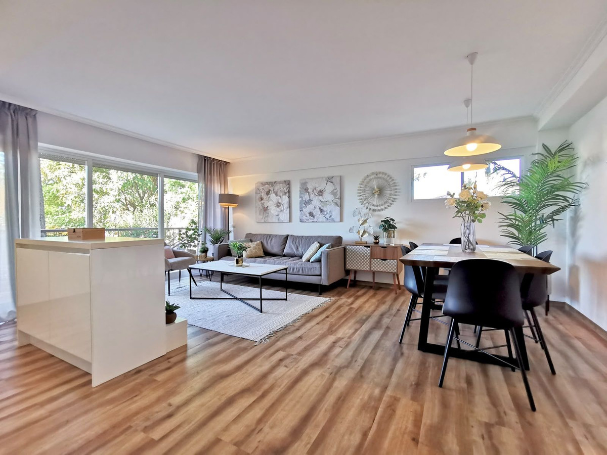 3 Bedroom Apartment for Sale in Estepona — view 6