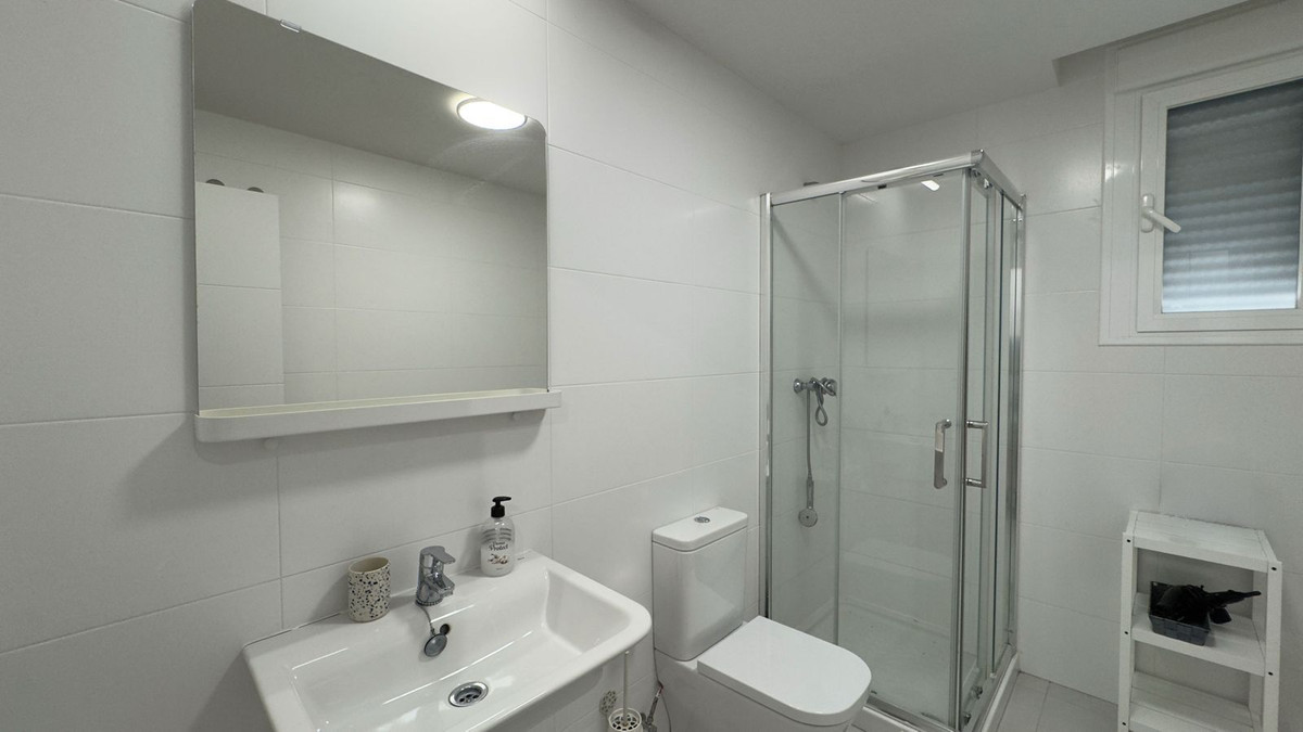 2 Bedroom Apartment for Sale in Marbella — view 11