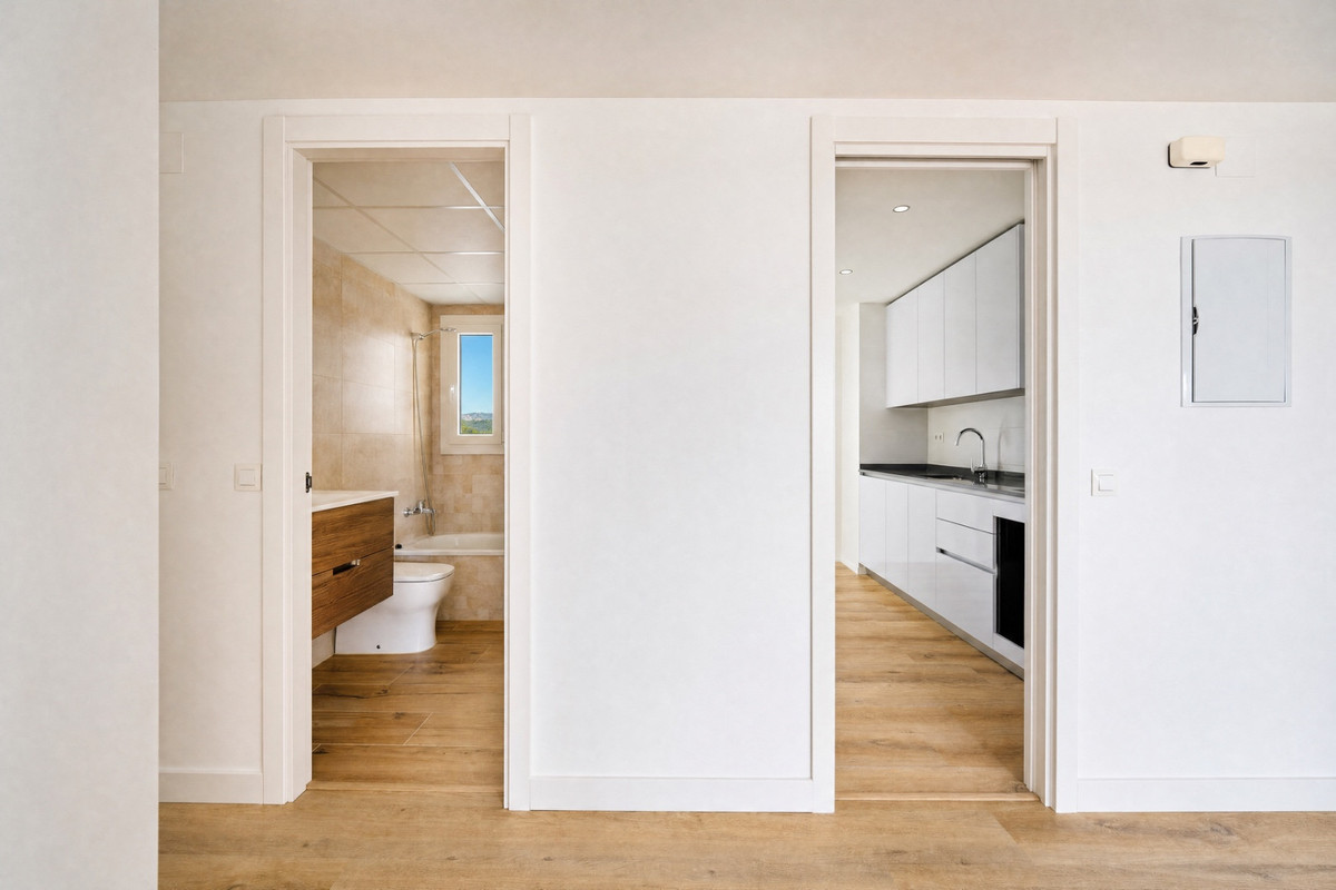 3 Bedroom Apartment for Sale in Nueva Andalucía — view 14