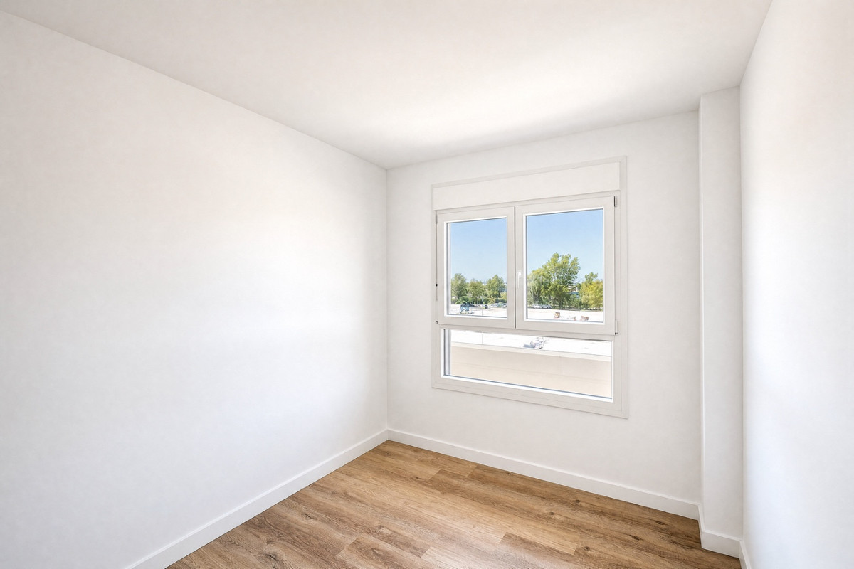3 Bedroom Apartment for Sale in Nueva Andalucía — view 20