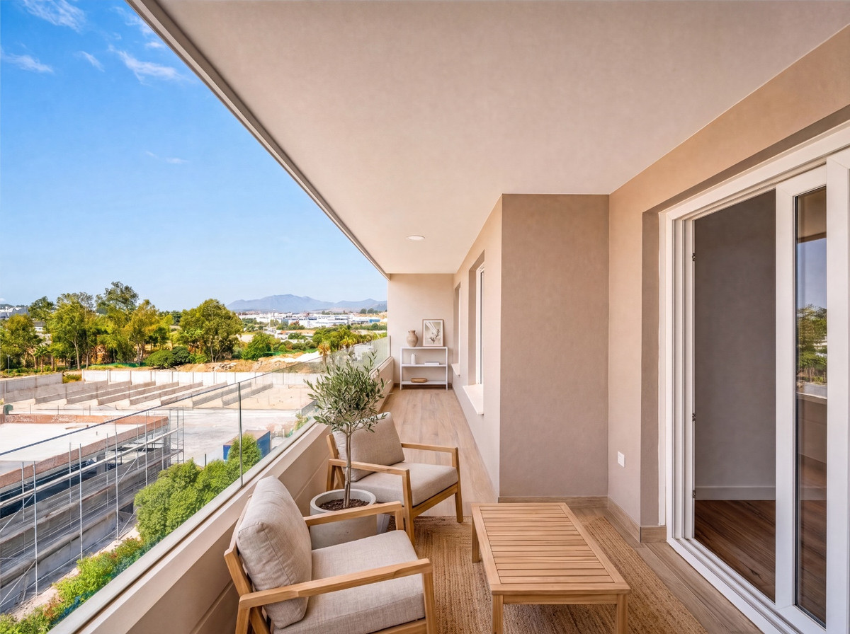 3 Bedroom Apartment for Sale in Nueva Andalucía — view 3