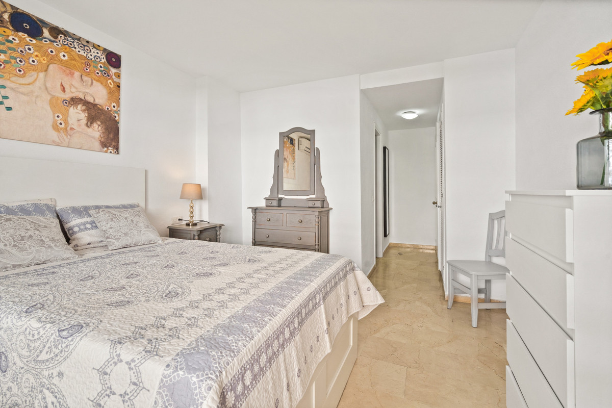 1 Dormitorios Apartamento en Venta en Estepona — view 17