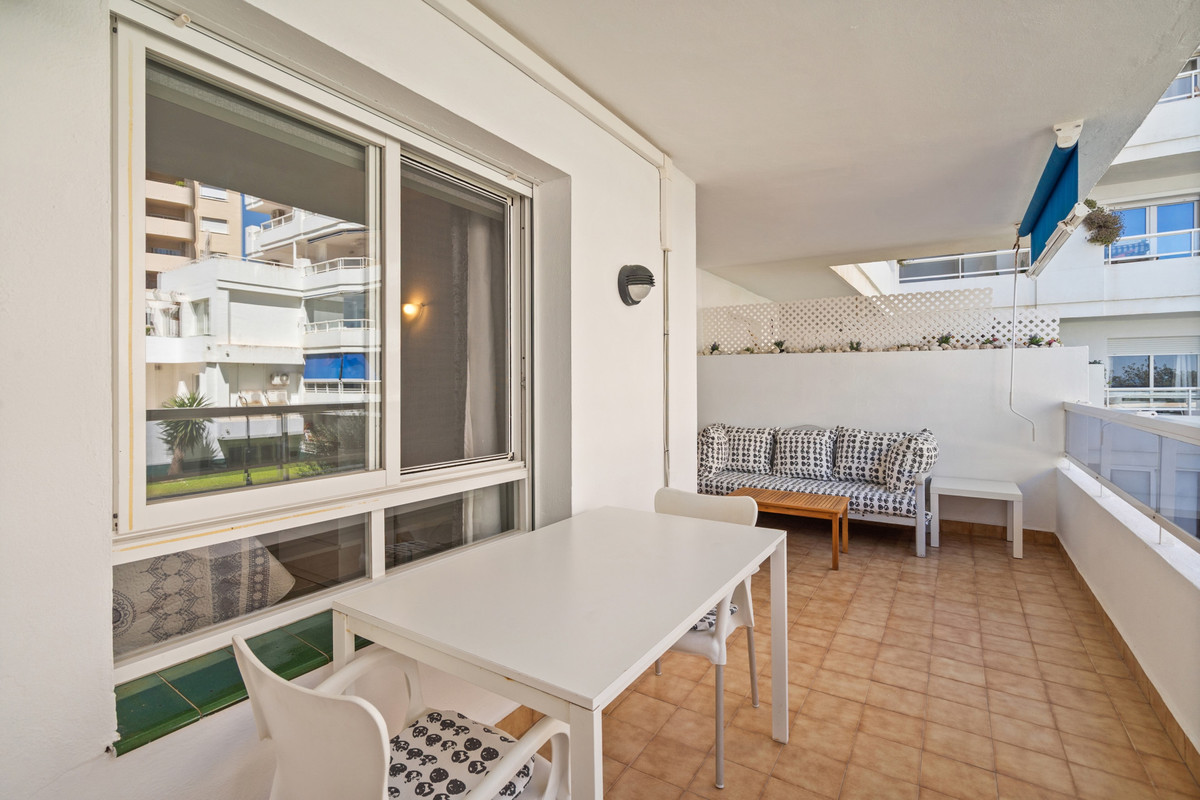 1 Dormitorios Apartamento en Venta en Estepona — view 5