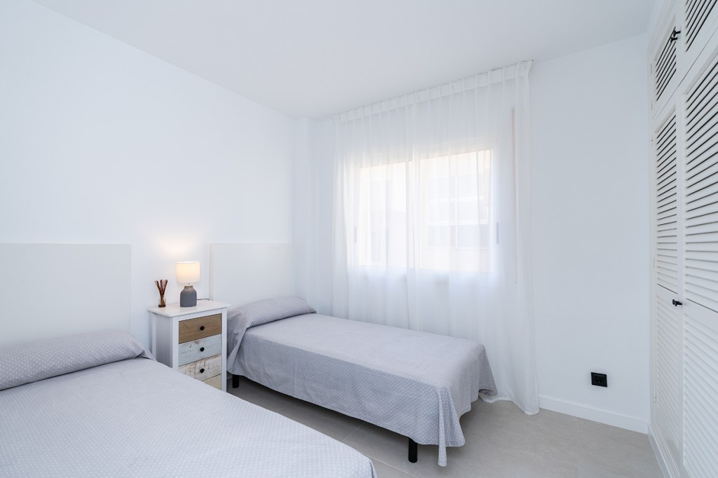 2 Bedroom Apartment for Sale in Marbella — view 12