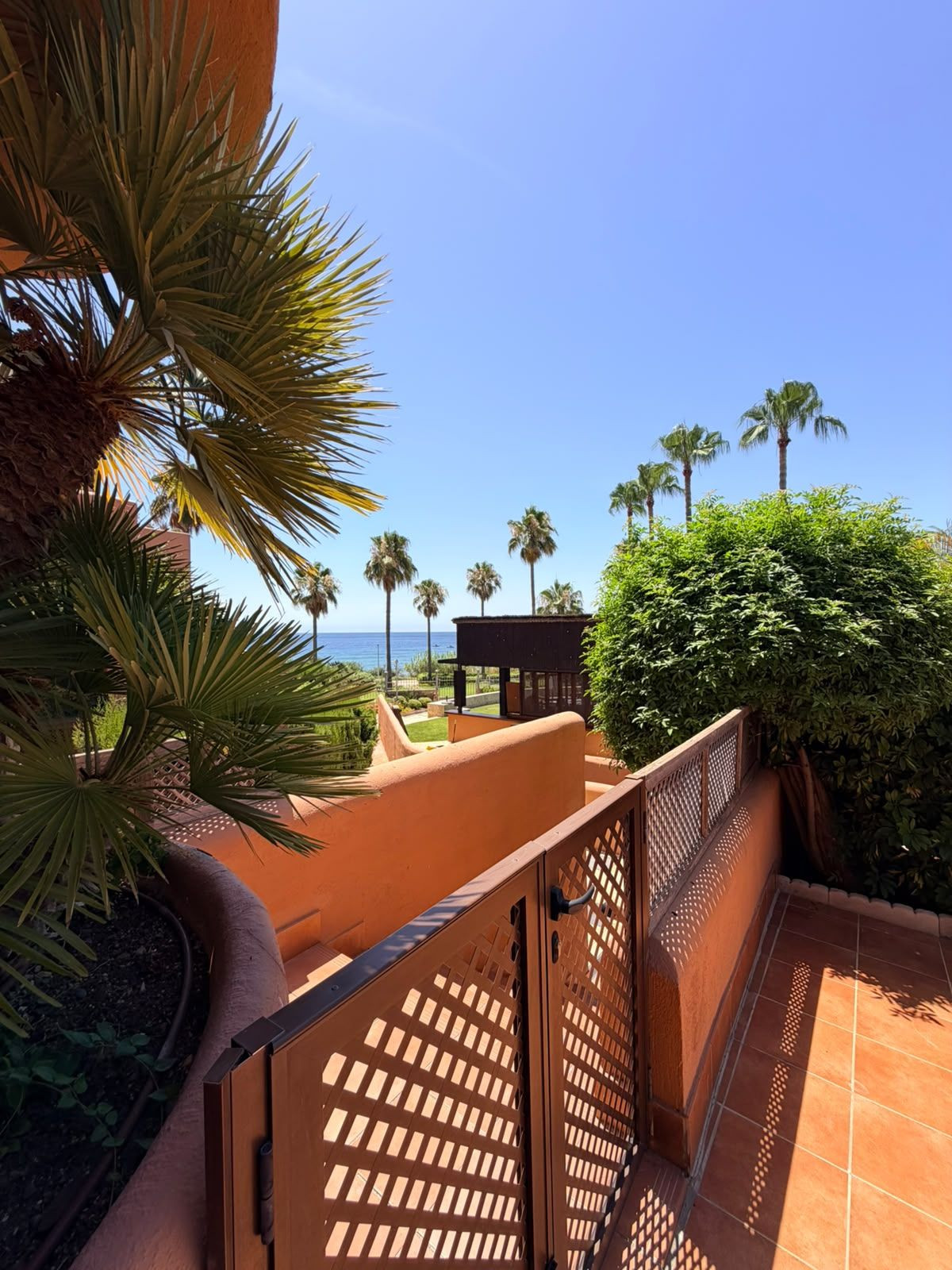 2 Bedroom Apartment for Sale in New Golden Mile — view 4