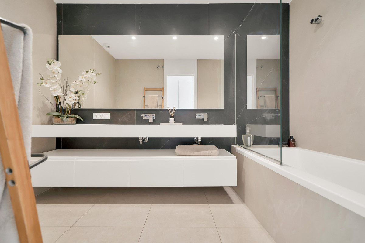 2 Bedroom Apartment for Sale in La Quinta — 5