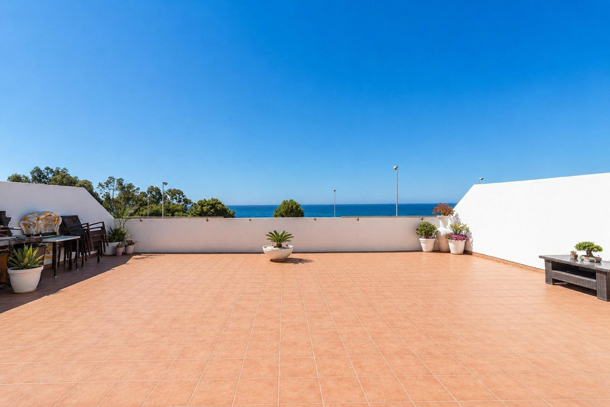 2 Bedroom Apartment for Sale in Marbella — view 14