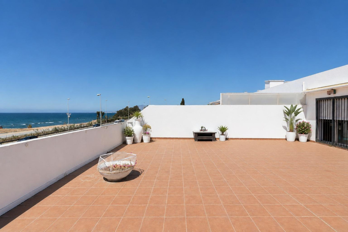 2 Bedroom Apartment for Sale in Marbella — view 15