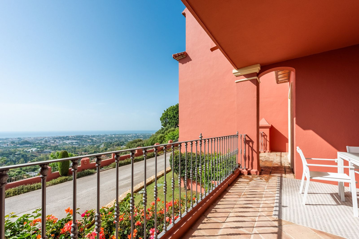 2 Bedroom Apartment for Sale in Monte Halcones — view 11