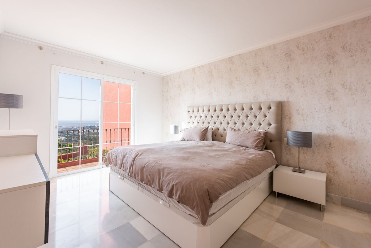 2 Bedroom Apartment for Sale in Monte Halcones — view 14