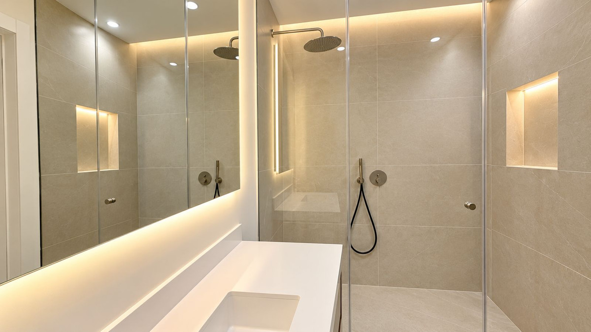 5 Bedroom Villa for Sale in Nueva Andalucía — view 19