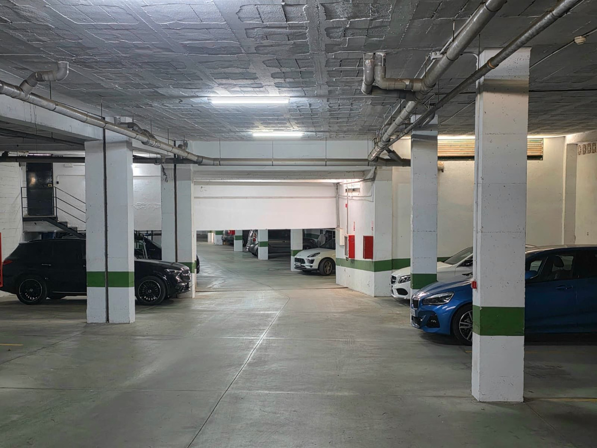 2 Dormitorios Apartamento en Venta en Aloha — view 16