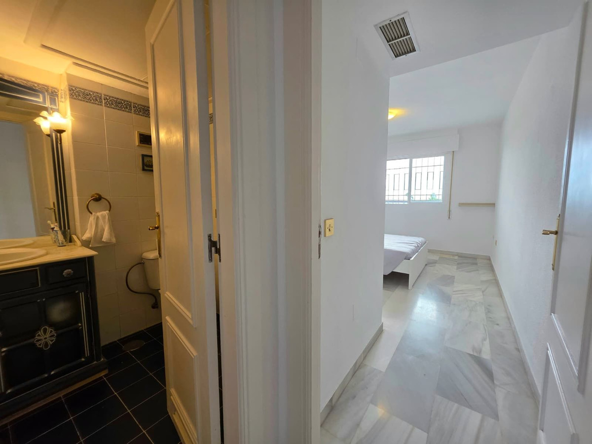 2 Dormitorios Apartamento en Venta en Aloha — view 8