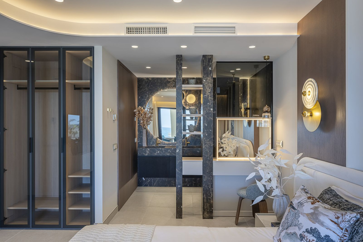 2 Bedroom Apartment for Sale in New Golden Mile — view 14