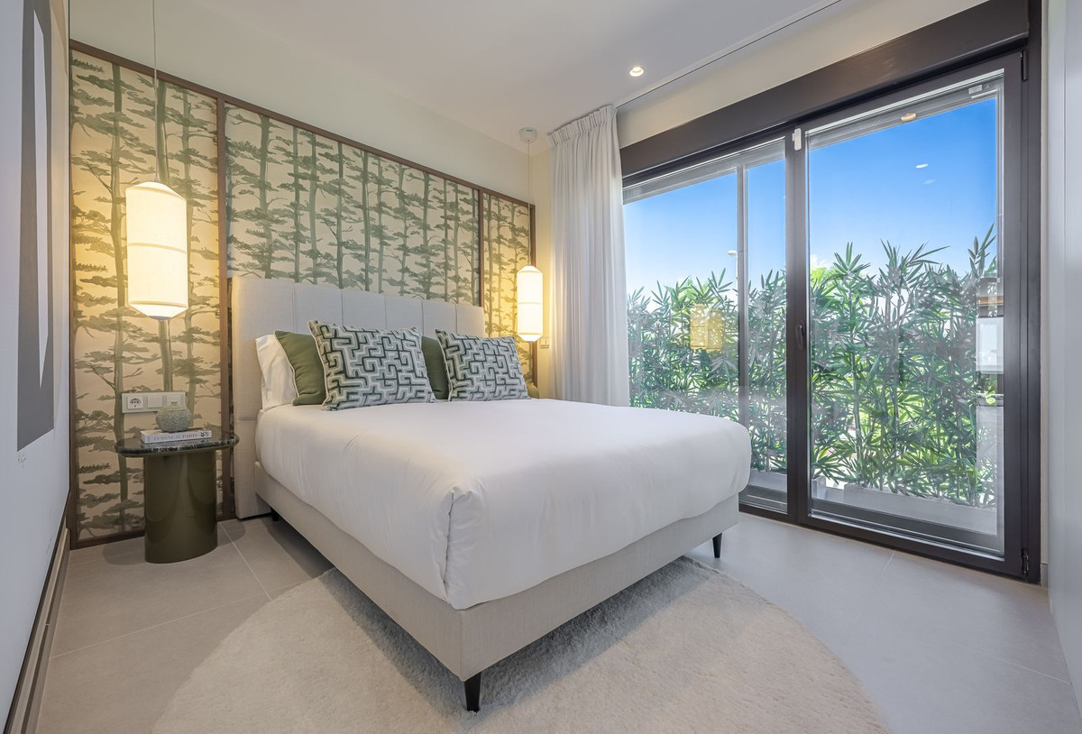 2 Bedroom Apartment for Sale in New Golden Mile — view 16