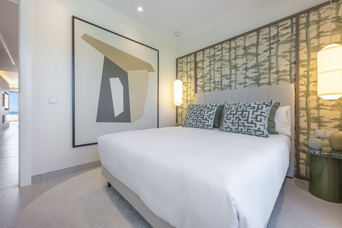 2 Bedroom Apartment for Sale in New Golden Mile — view 17