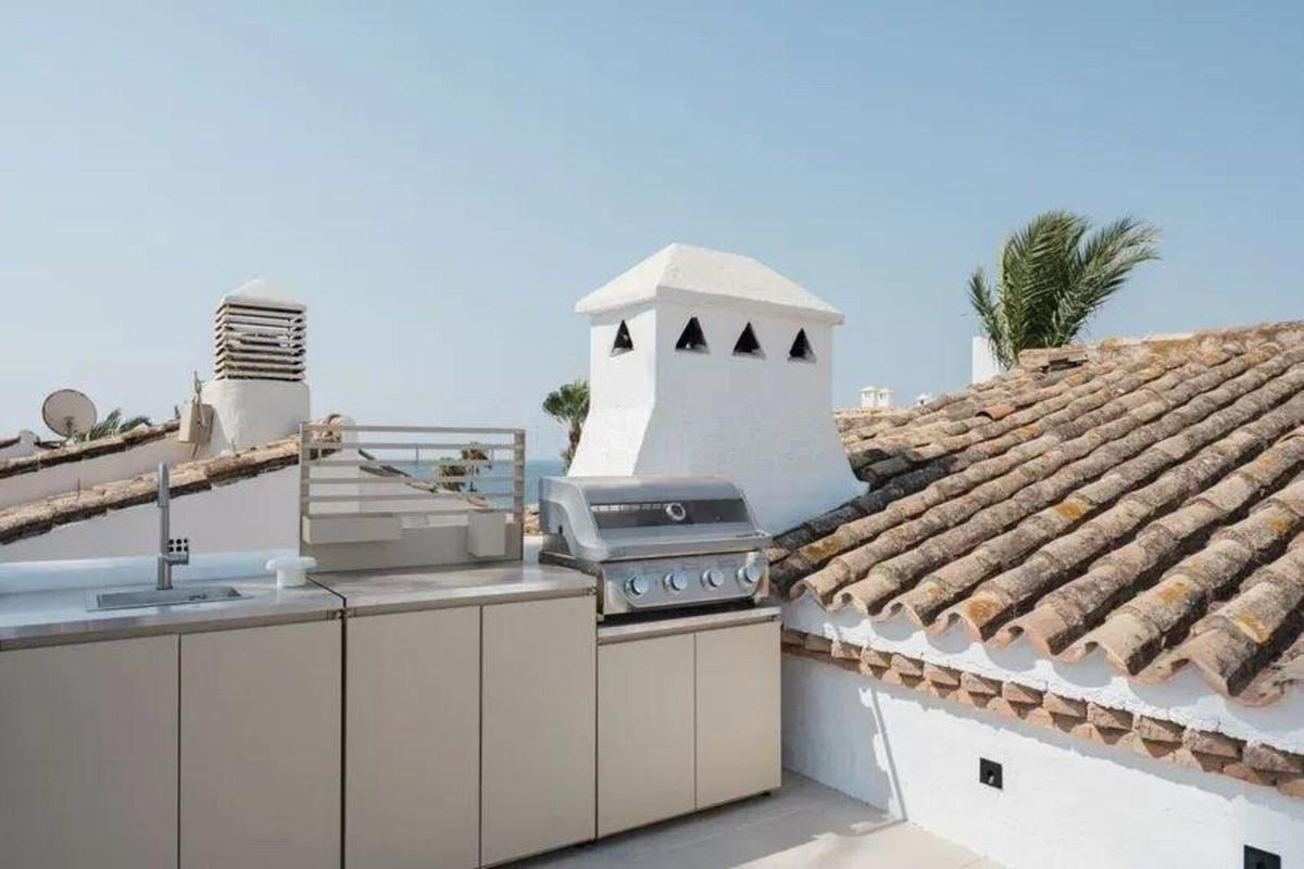 3 Bedroom Apartment for Sale in San Pedro de Alcántara — view 13