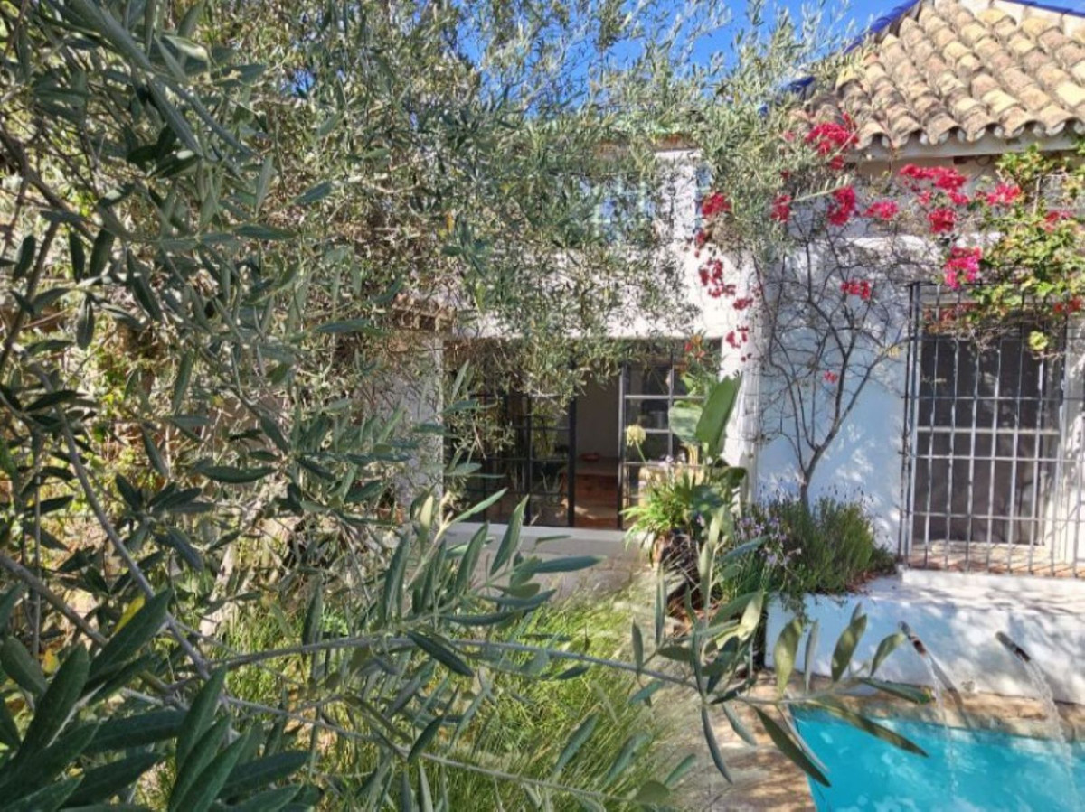 4 Bedroom Villa for Sale in Marbella