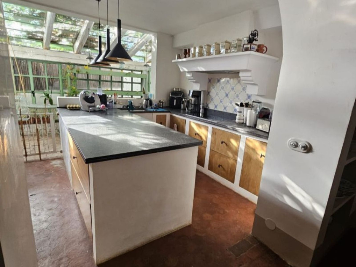 4 Bedroom Villa for Sale in Marbella — view 5