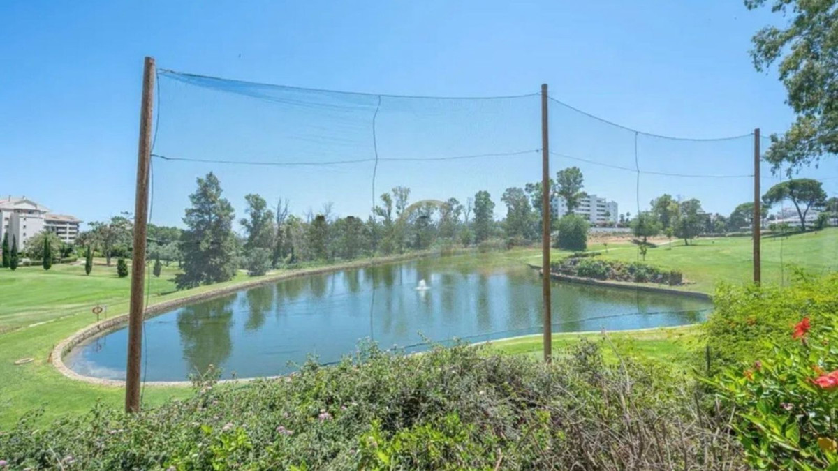 2 Bedroom Apartment for Sale in Guadalmina Alta — view 13