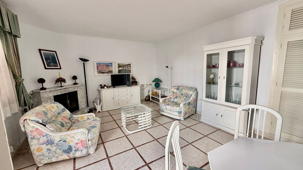 2 Dormitorios Villa en Venta en Marbella — view 8