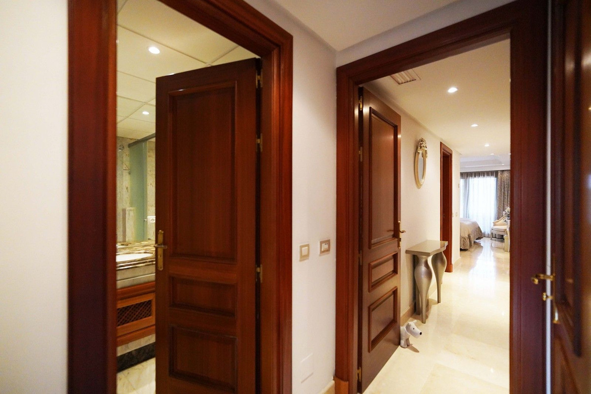 2 Bedroom Apartment for Sale in New Golden Mile — view 17
