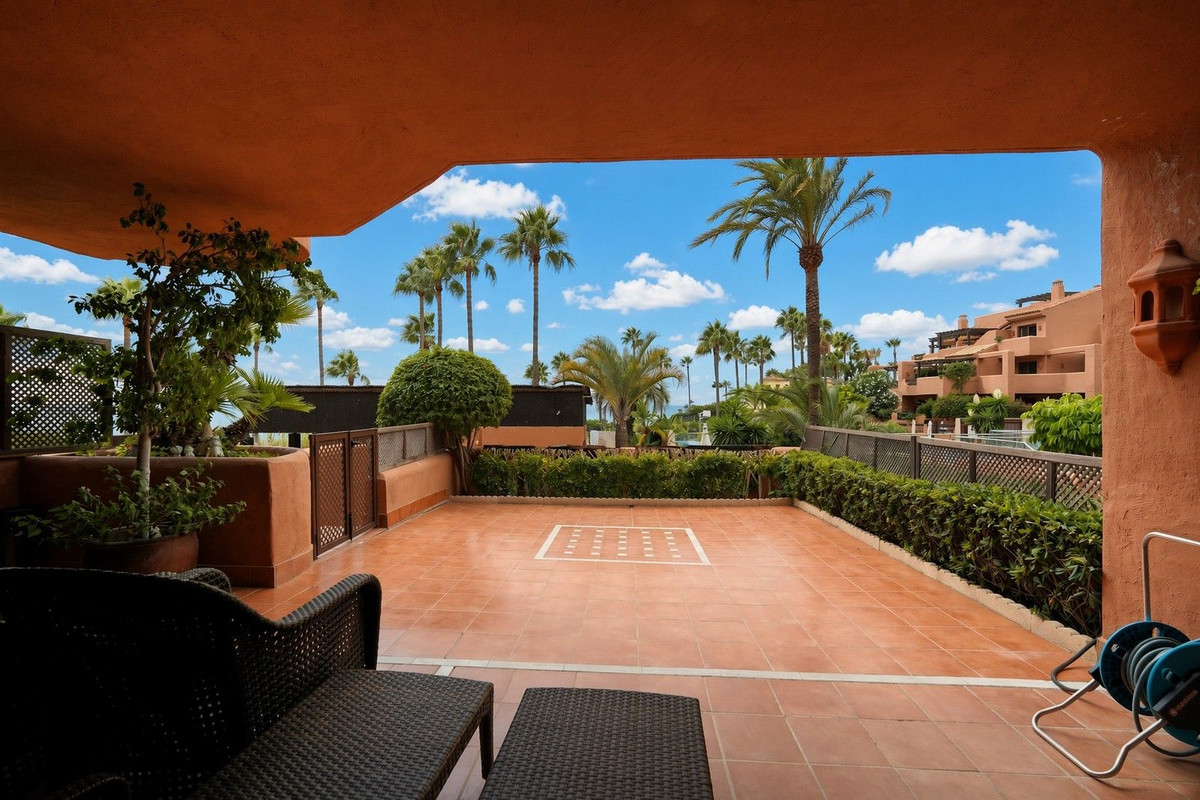 2 Bedroom Apartment for Sale in New Golden Mile — view 10