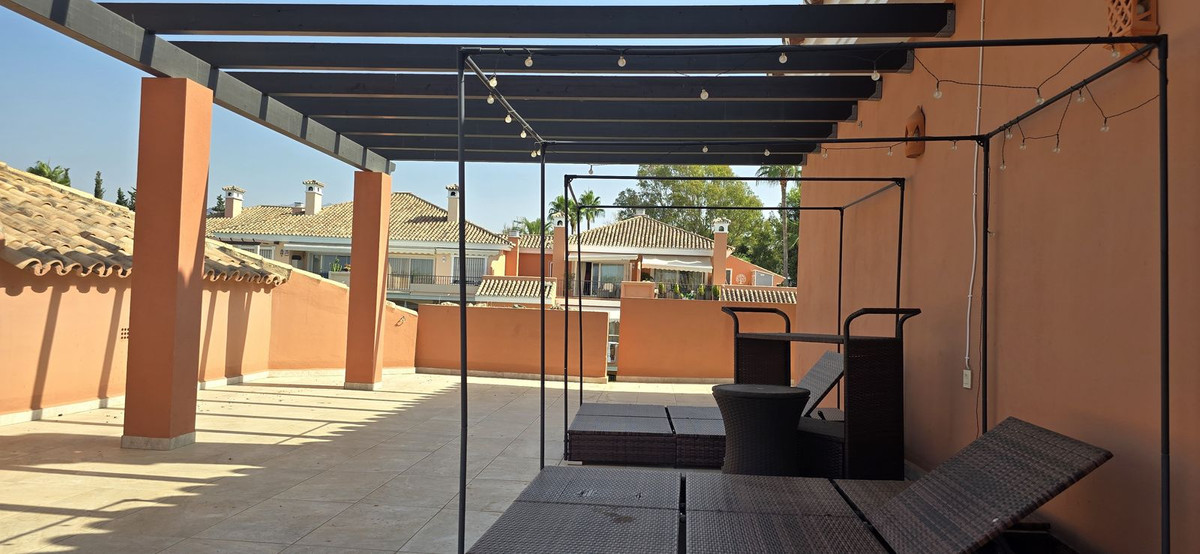 3 Bedroom Apartment for Sale in New Golden Mile — view 15