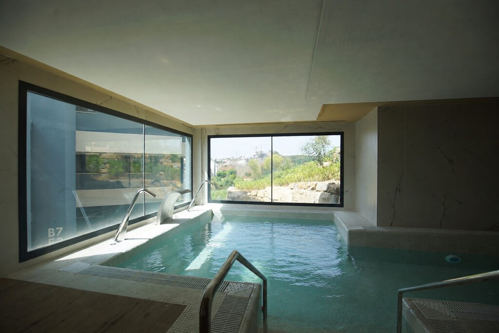 3 Bedroom Apartment for Sale in Estepona — view 15