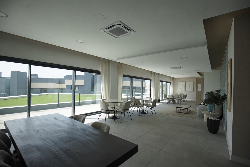 3 Bedroom Apartment for Sale in Estepona — view 18