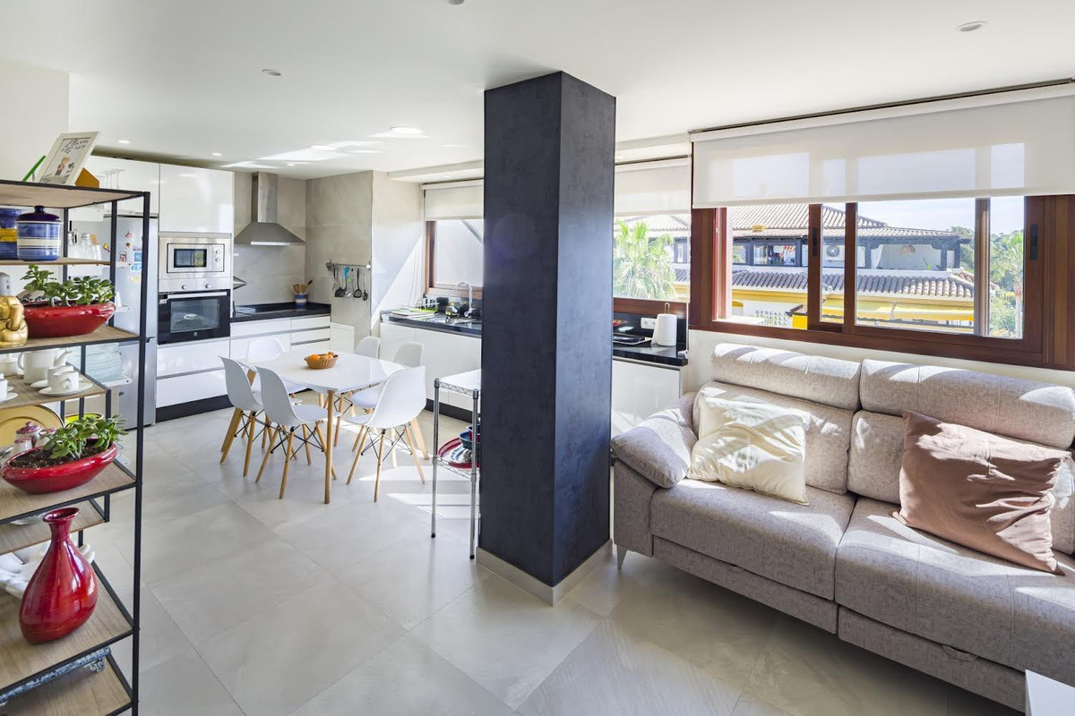 2 Bedroom Apartment for Sale in Nueva Andalucía