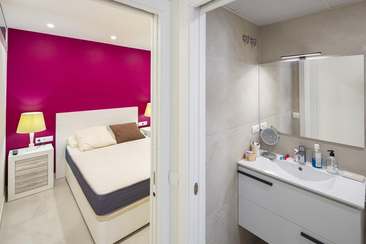 2 Bedroom Apartment for Sale in Nueva Andalucía — view 10