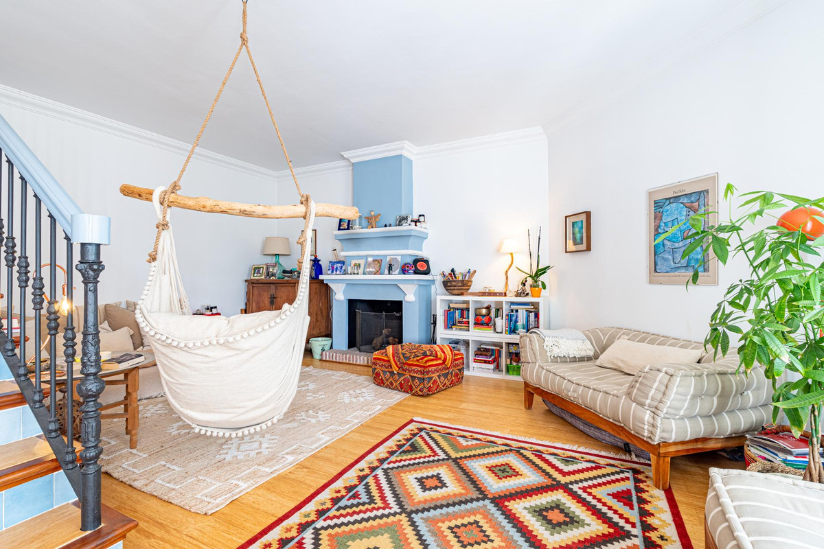 2 Bedroom Villa for Sale in Benahavís — 7