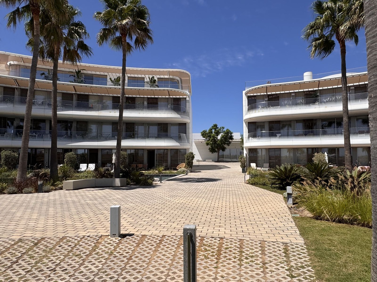 2 Bedroom Apartment for Sale in Estepona — view 20
