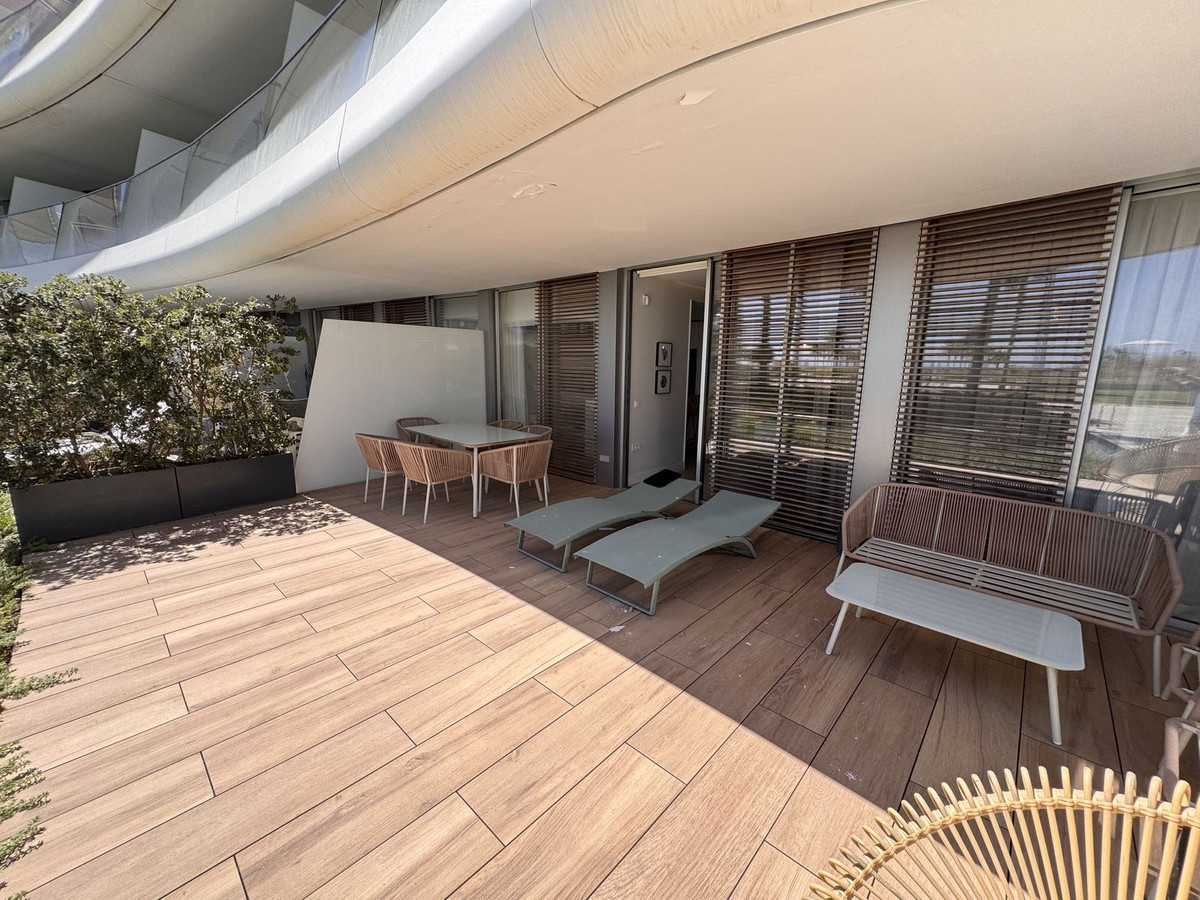 2 Bedroom Apartment for Sale in Estepona — view 8