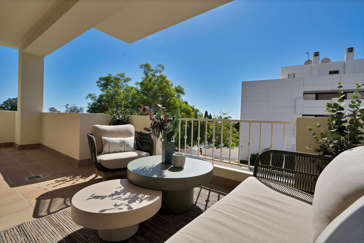 2 Bedroom Apartment for Sale in Marbella — view 18