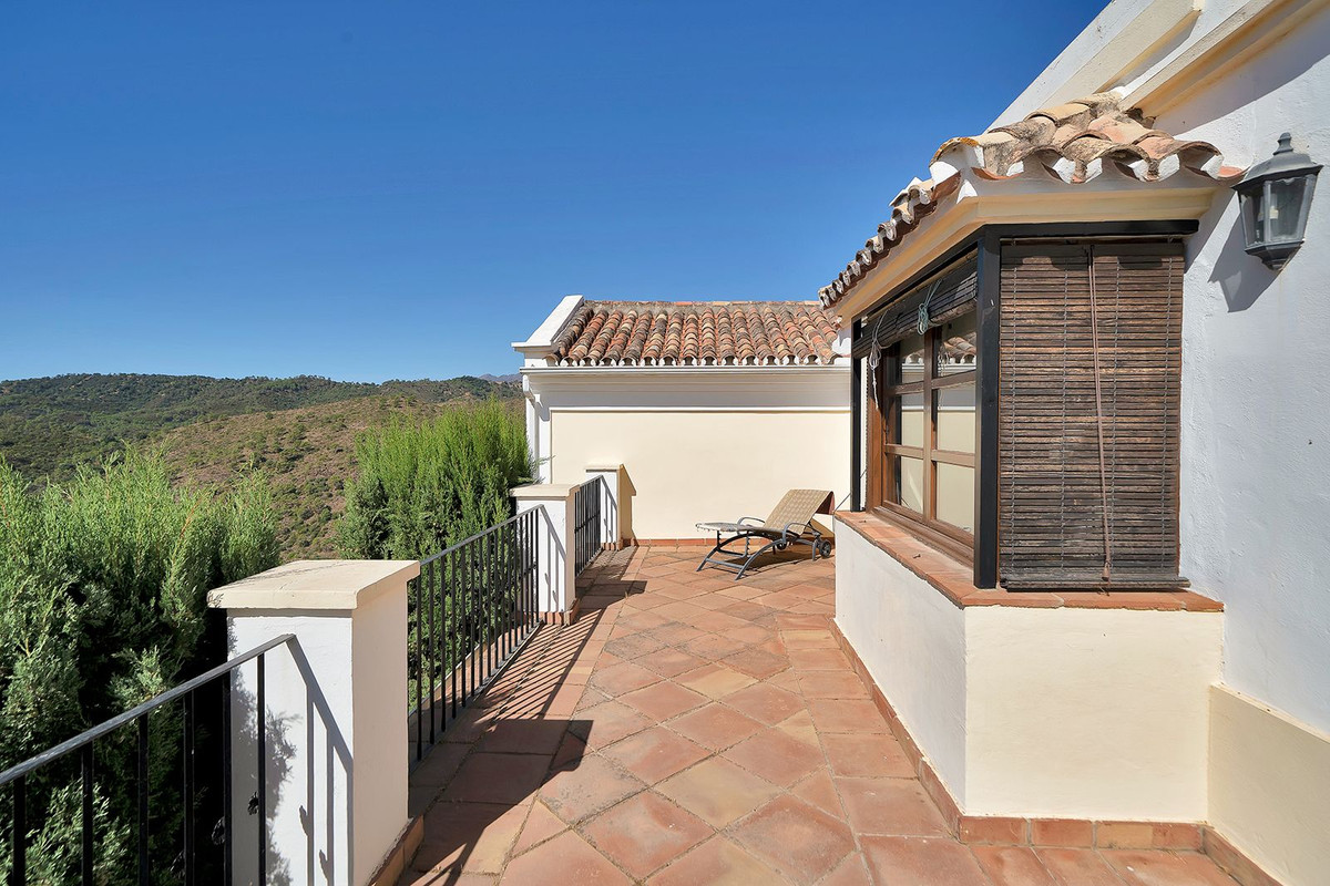 3 Dormitorios Villa en Venta en Benahavís — view 20