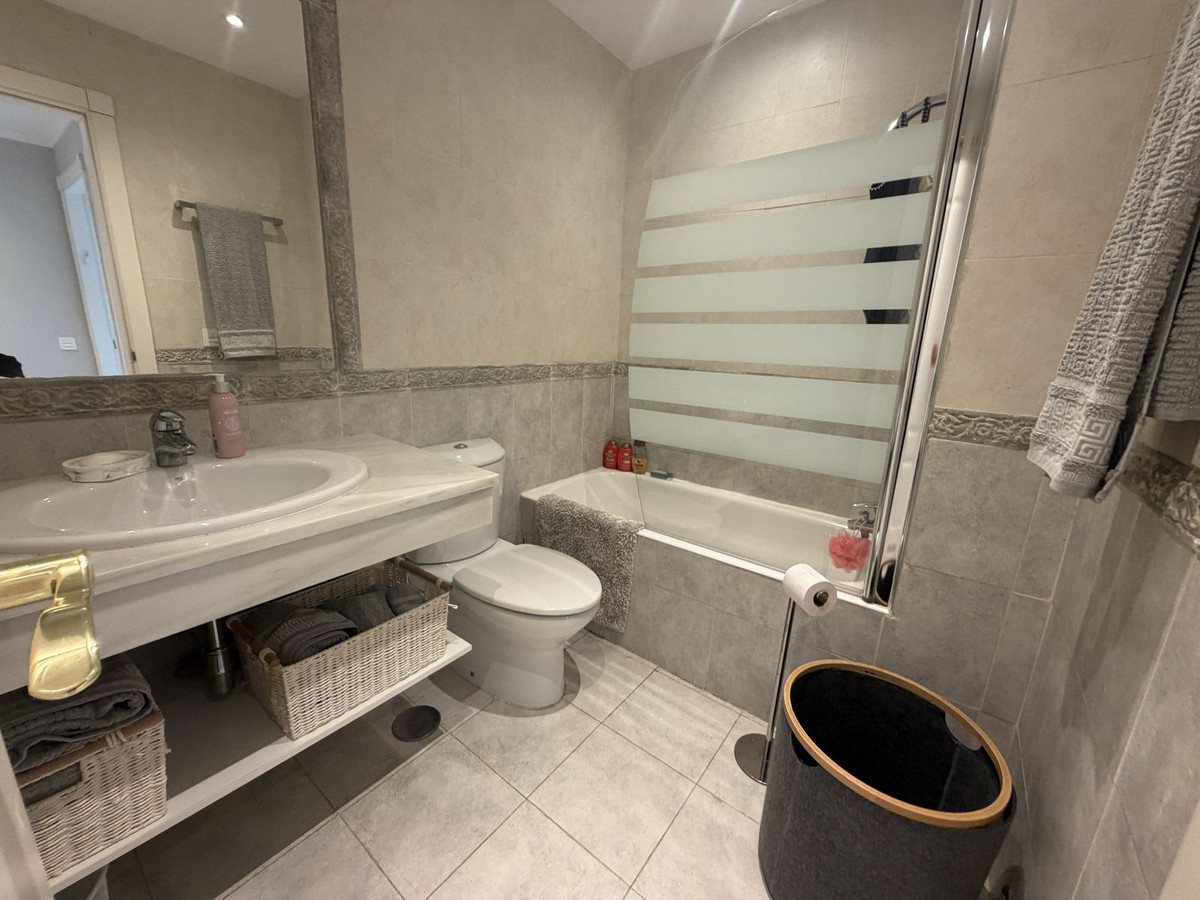 3 Bedroom Apartment for Sale in Hacienda del Sol — view 19