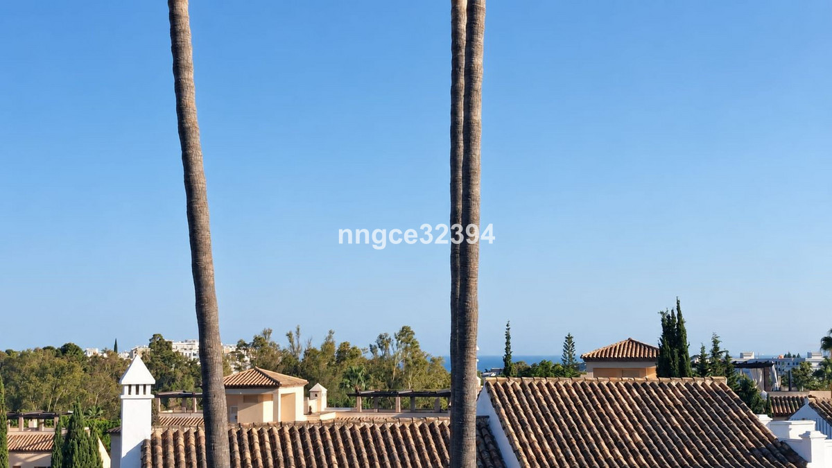 2 Bedroom Villa for Sale in Nueva Andalucía — view 13