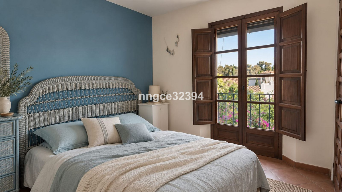 2 Bedroom Villa for Sale in Nueva Andalucía — view 18