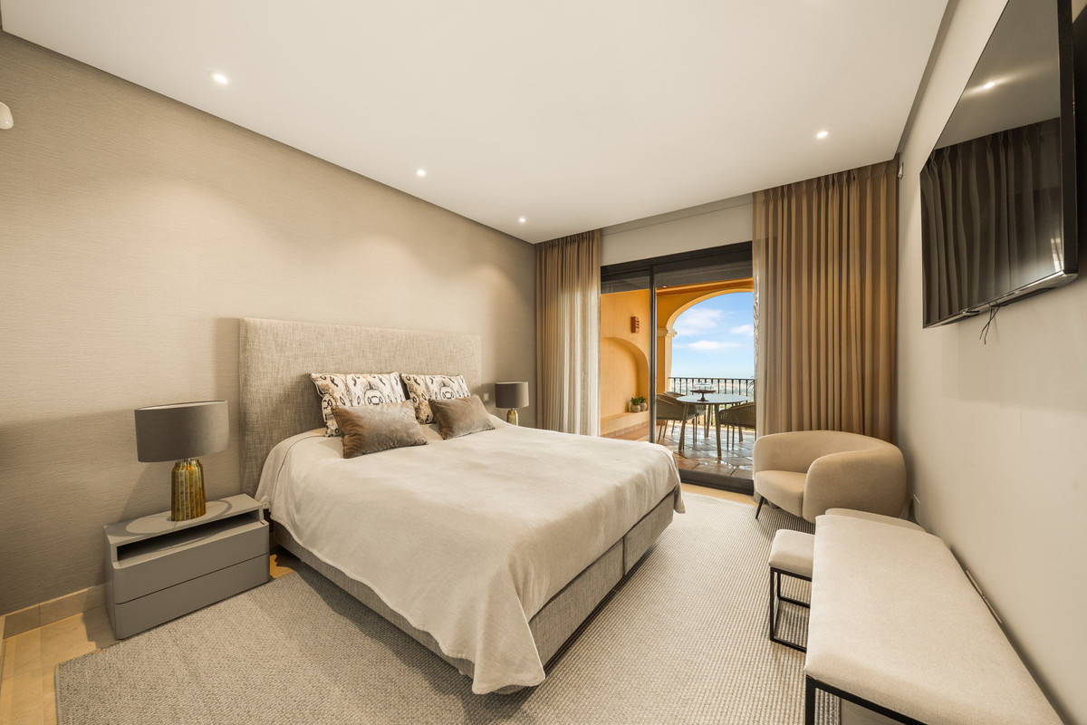 2 Bedroom Apartment for Sale in La Quinta — view 10