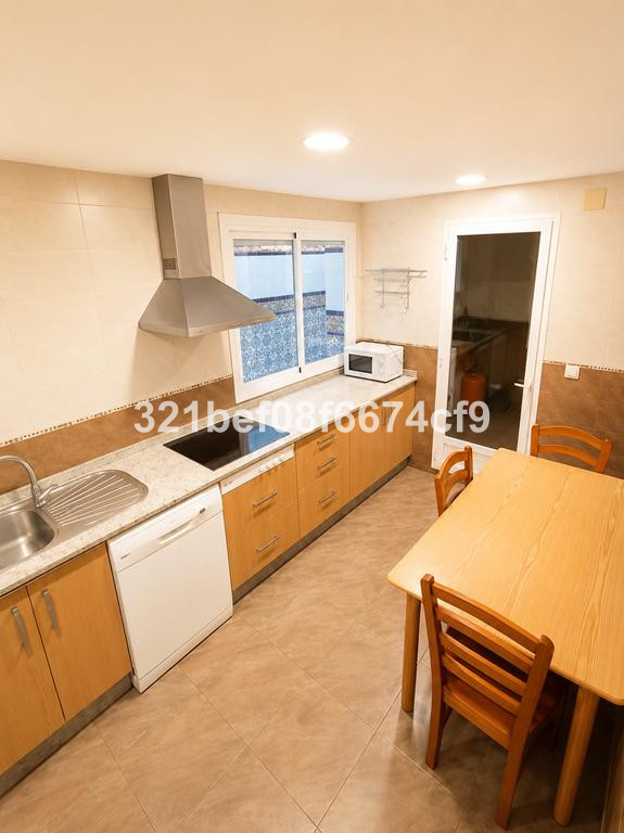 4 Dormitorios Apartamento en Venta en Estepona — view 3