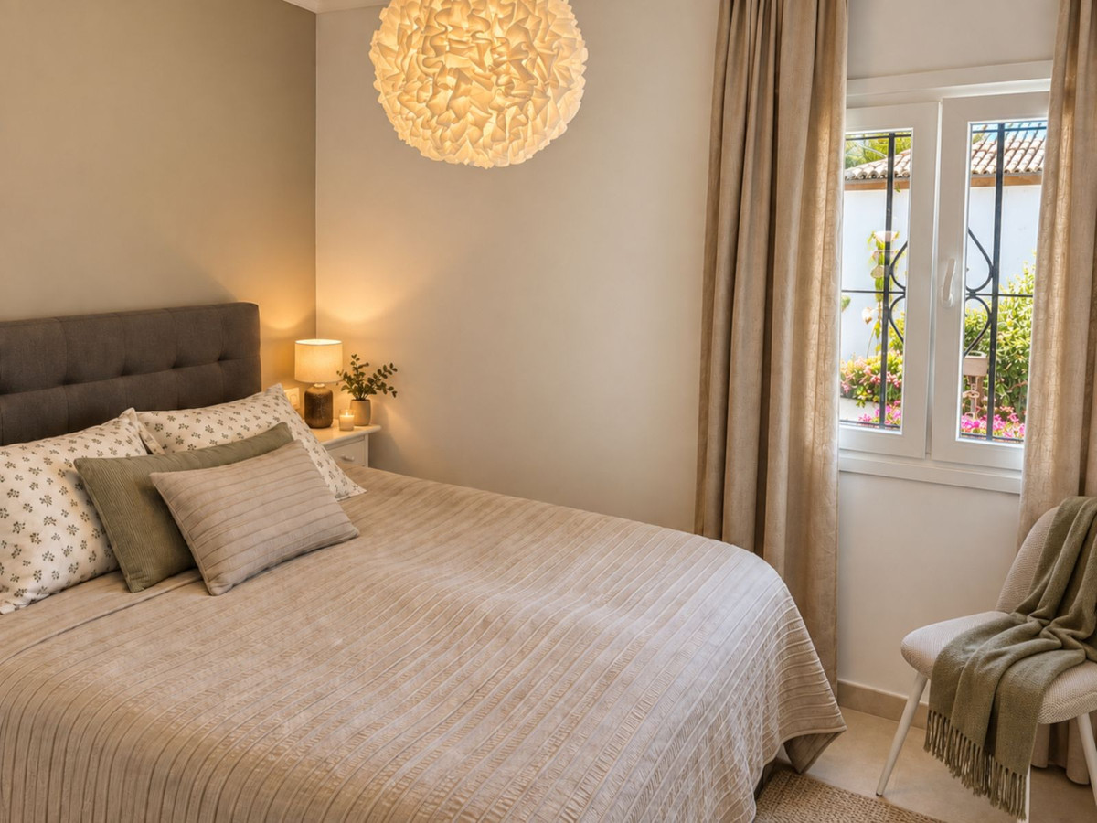 3 Bedroom Apartment for Sale in San Pedro de Alcántara — view 18