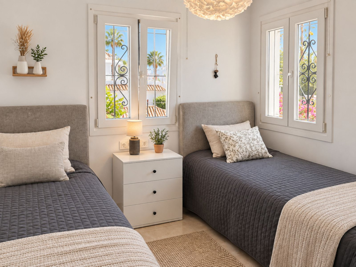 3 Bedroom Apartment for Sale in San Pedro de Alcántara — view 20