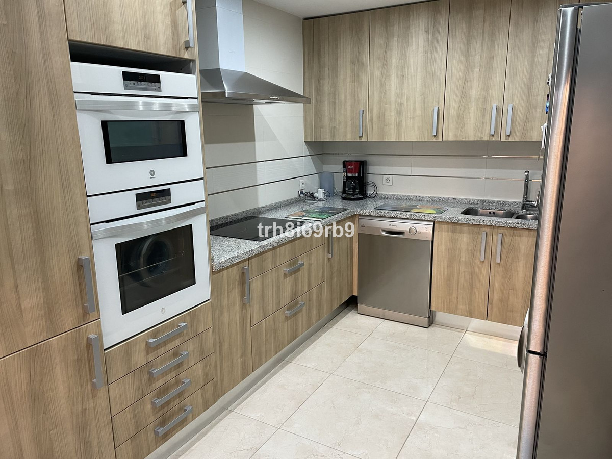 3 Bedroom Villa for Sale in Estepona — 3