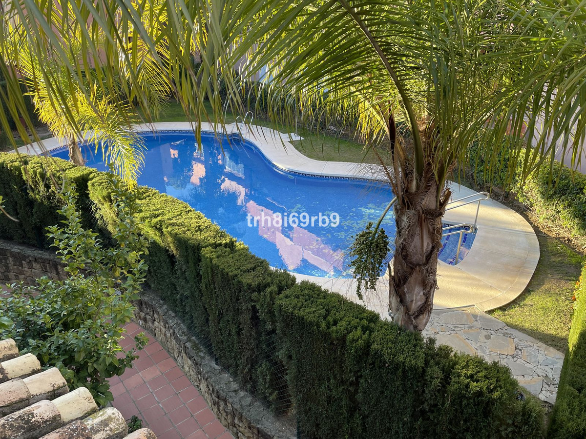 3 Bedroom Villa for Sale in Estepona — 4