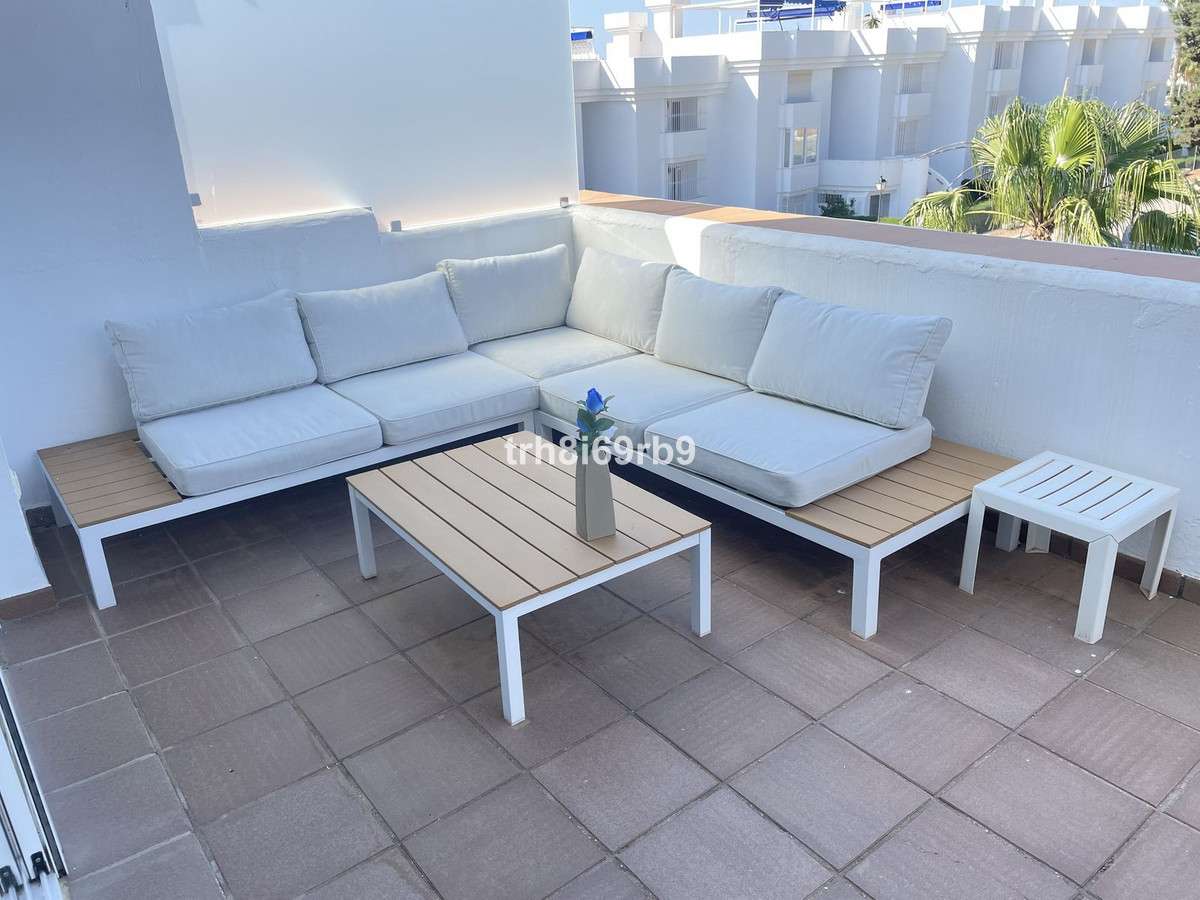 3 Bedroom Apartment for Sale in Estepona — 4