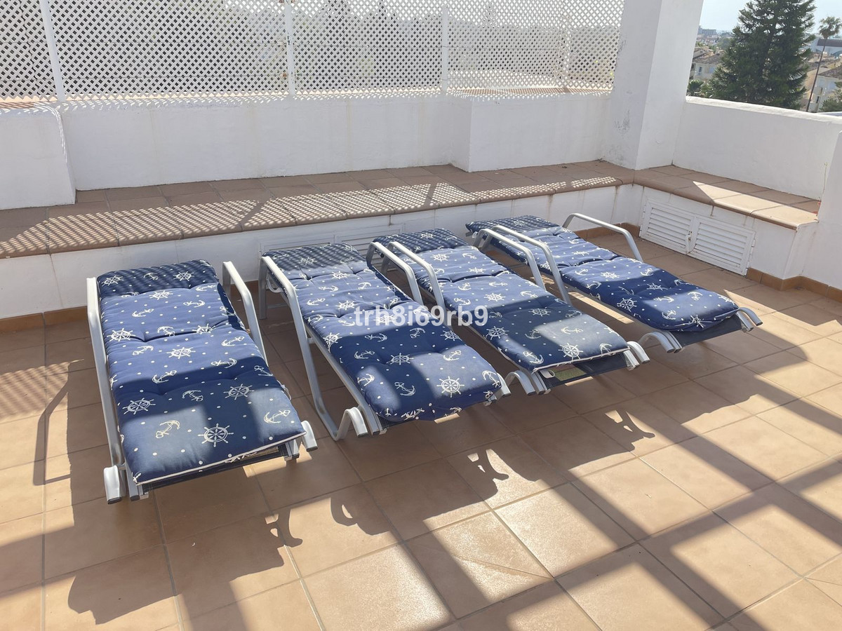 3 Bedroom Apartment for Sale in Estepona — view 10