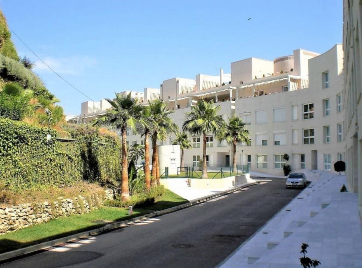 2 Bedroom Apartment for Sale in Nueva Andalucía — view 10
