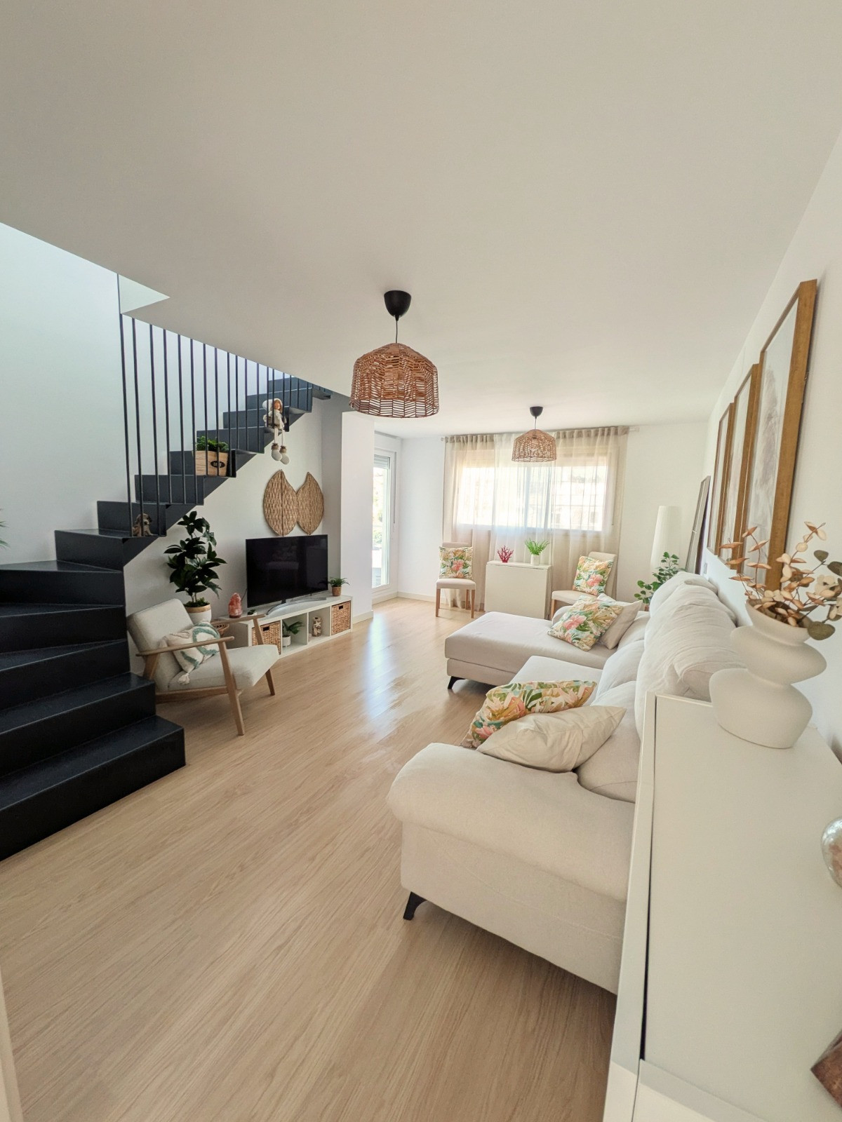 3 Bedroom Apartment for Sale in Estepona — 3